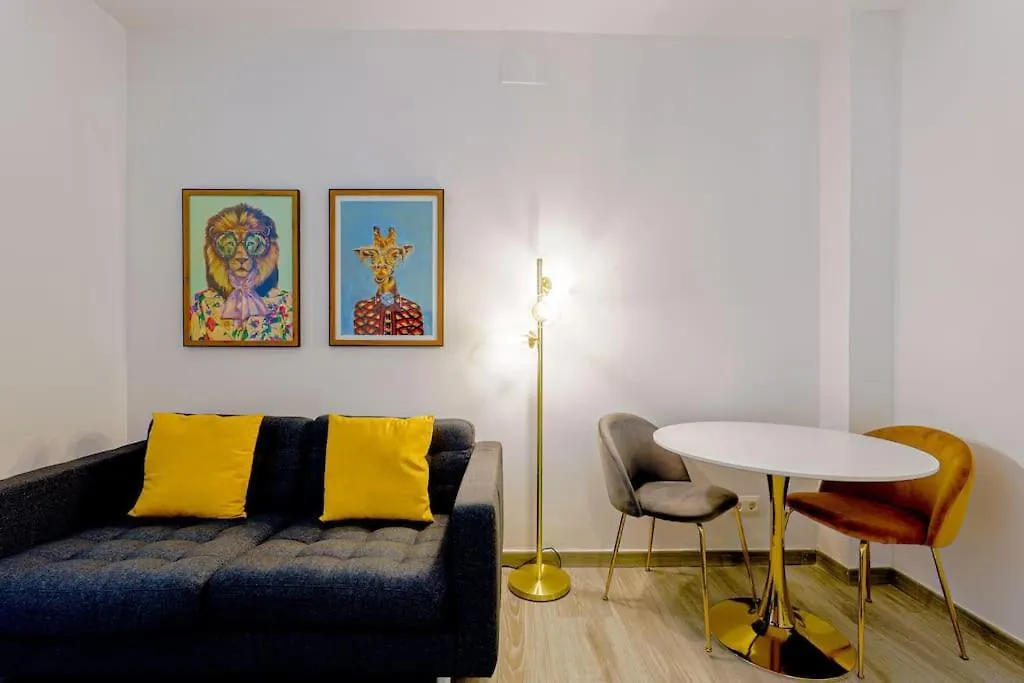 Alcam Books B Apartment Barcelona