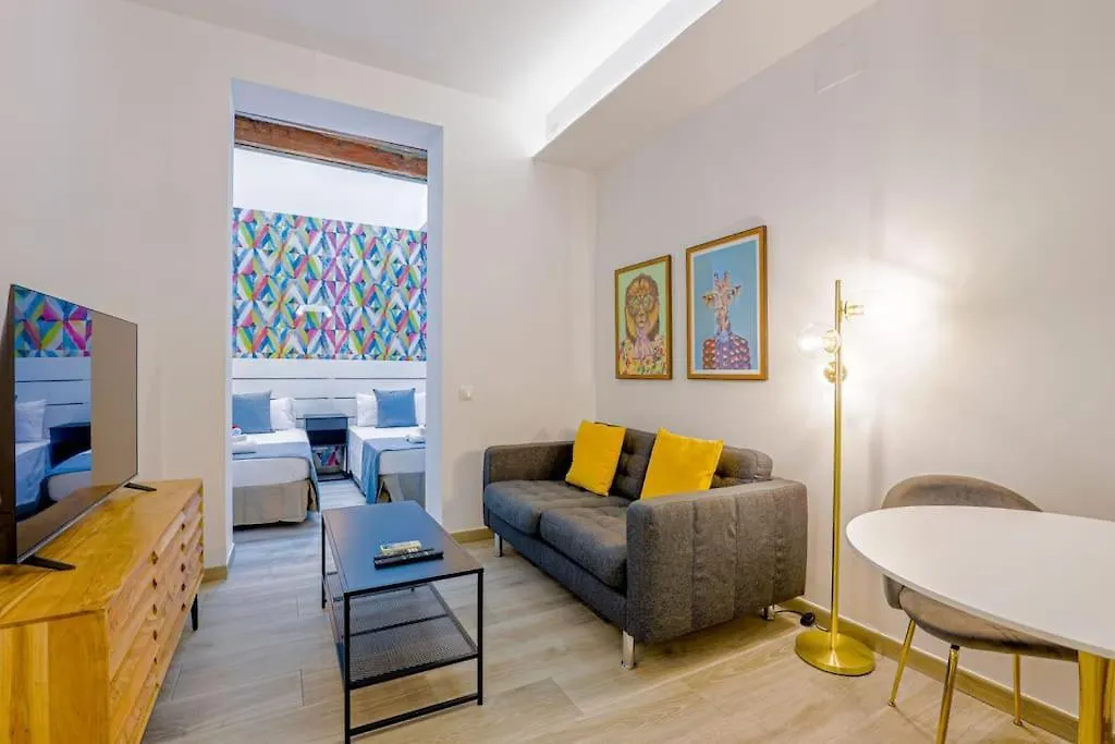 Alcam Books B Apartment Barcelona